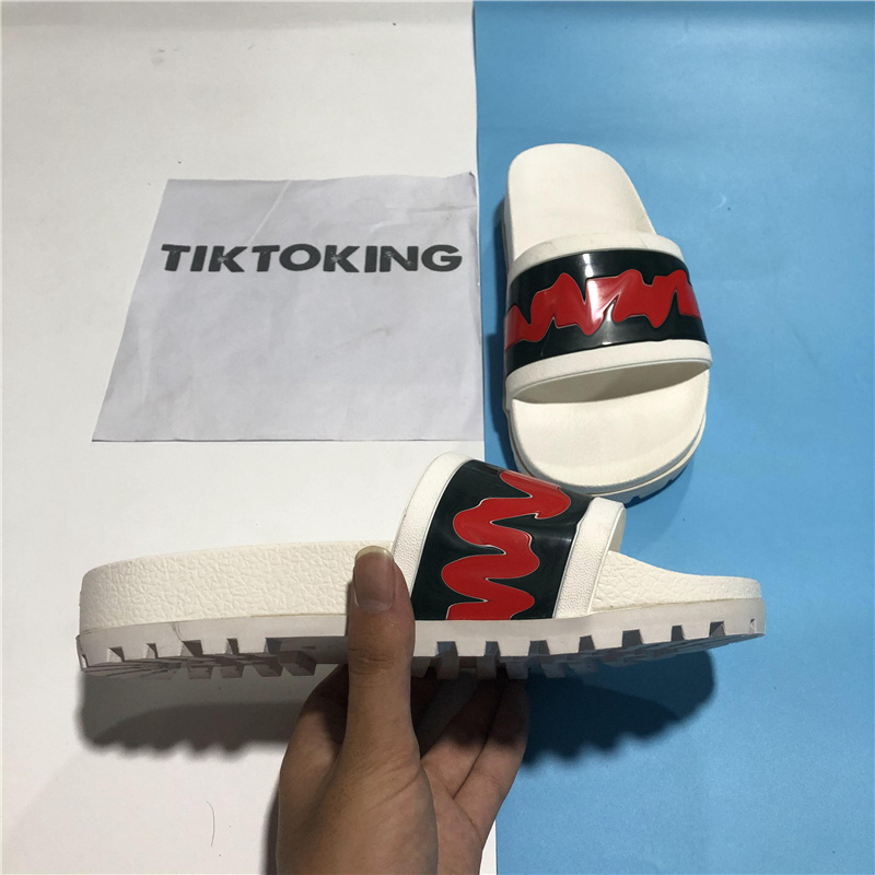 Top Quality Men's Women's Rubber Slipper Designer Slides Sandals Shoes Summer Beach Outdoor cool slippers Fashion Wide Lady Househ, Black
Top Quality Men's Women's Rubber Slipper Designer Slides Sandals Shoes Summer Beach Outdoor cool slippers Fashion Wide Lady Househ, Black