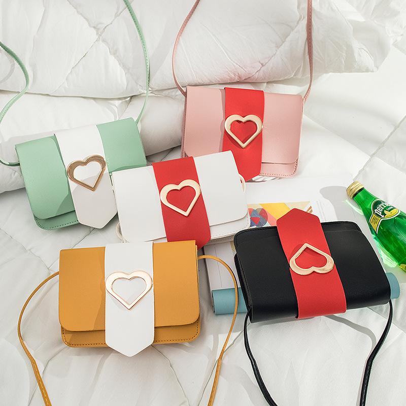 Women's Creative Love Color Contrast One Shoulder Small Square Bag 2021 Cross Mobile Phone Fashion Messenger Bags Waist
Women's Creative Love Color Contrast One Shoulder Small Square Bag 2021 Cross Mobile Phone Fashion Messenger Bags Waist
