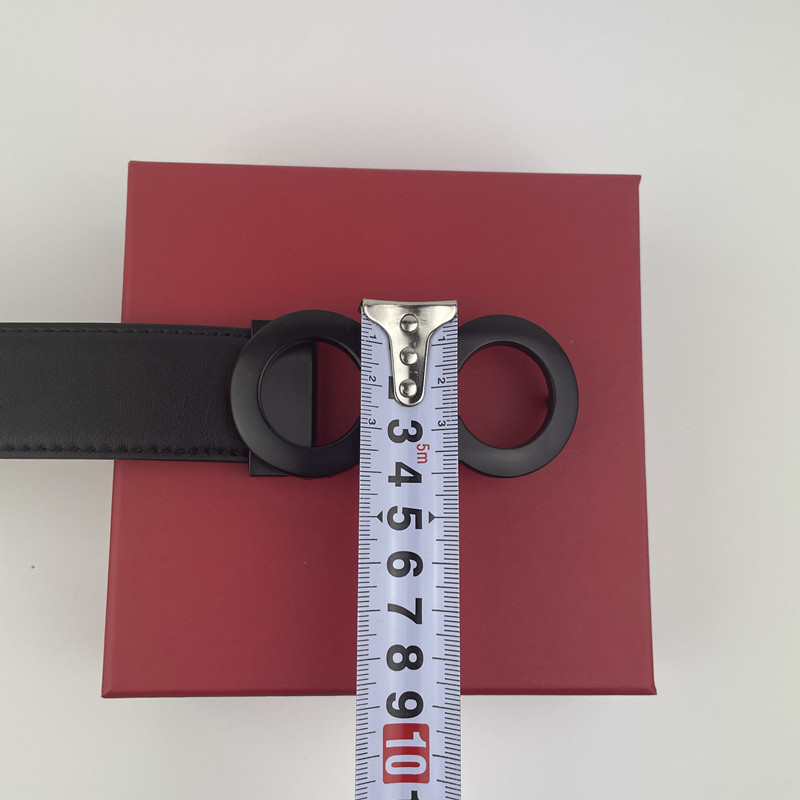 Fashion luxury belt men and women glossy buckle Designer belts 4 colors classic 3.8cm wide band box, With box 3.8cm
Fashion luxury belt men and women glossy buckle Designer belts 4 colors classic 3.8cm wide band box, With box 3.8cm