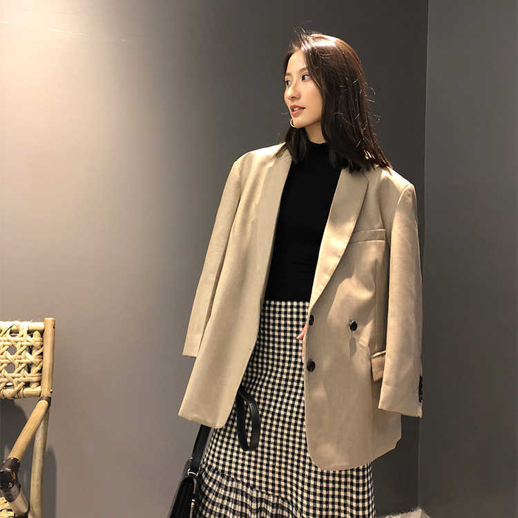 Autumn Women Basic Solid Khaki blazers Long Sleeve Office Wear Jacket Suit Coat Female Casual Outerwear 210608
Autumn Women Basic Solid Khaki blazers Long Sleeve Office Wear Jacket Suit Coat Female Casual Outerwear 210608