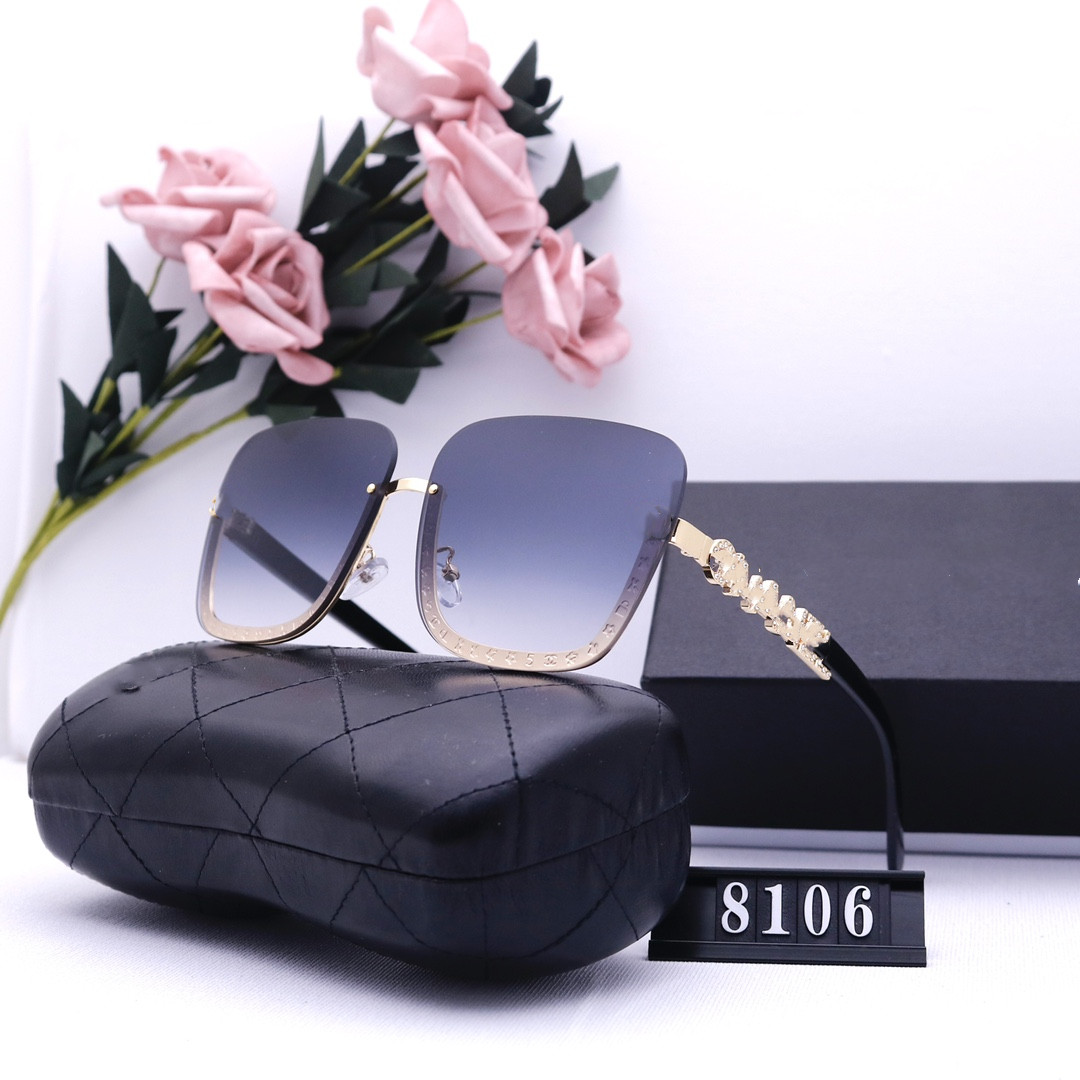 8106 Fashion Trend Sunglasses Women Favorite Classic Glasses Simple Style Frame Sun Glasses Elegant Ladies Eyewear with box case
8106 Fashion Trend Sunglasses Women Favorite Classic Glasses Simple Style Frame Sun Glasses Elegant Ladies Eyewear with box case
