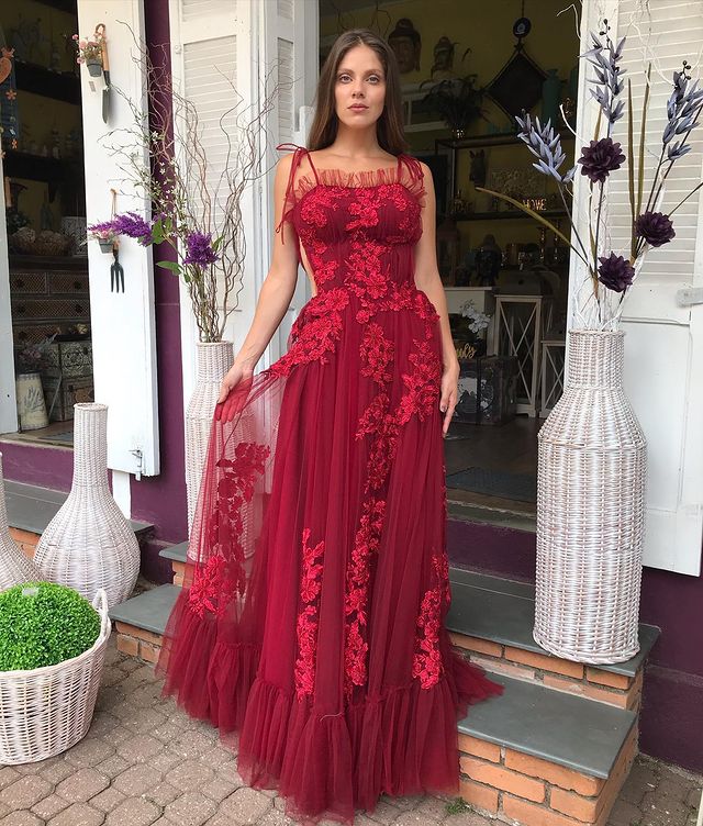 2021 Plus Size Arabic Aso Ebi Lace Sexy Burgundy Prom Dresses Spaghetti A-line Tulle Evening Formal Party Second Reception Bridesmaid Dress Gowns ZJ46