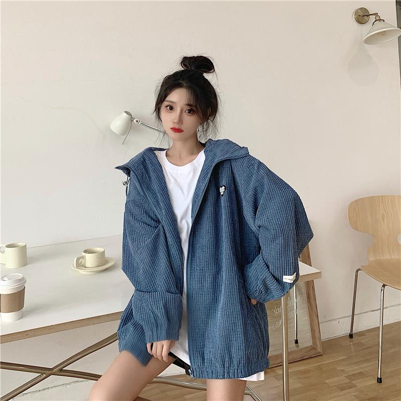 Women's Trench Coats 2022 Spring Coat Loose Plus Size 140cm Windbreaker Zipper Long Sleeve Hooded Jackets All-match Female Z202, Tan;black
Women's Trench Coats 2022 Spring Coat Loose Plus Size 140cm Windbreaker Zipper Long Sleeve Hooded Jackets All-match Female Z202, Tan;black