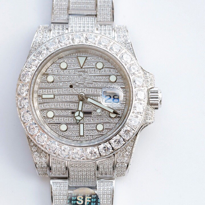 Lux watch Silver Diamond watches Automatic Movement High-defintion Sapphire Mirror wristwatch Full Diamonds Designing 316 Stainless Steel Bezel Orologio di Lusso, Gold
Lux watch Silver Diamond watches Automatic Movement High-defintion Sapphire Mirror wristwatch Full Diamonds Designing 316 Stainless Steel Bezel Orologio di Lusso, Gold