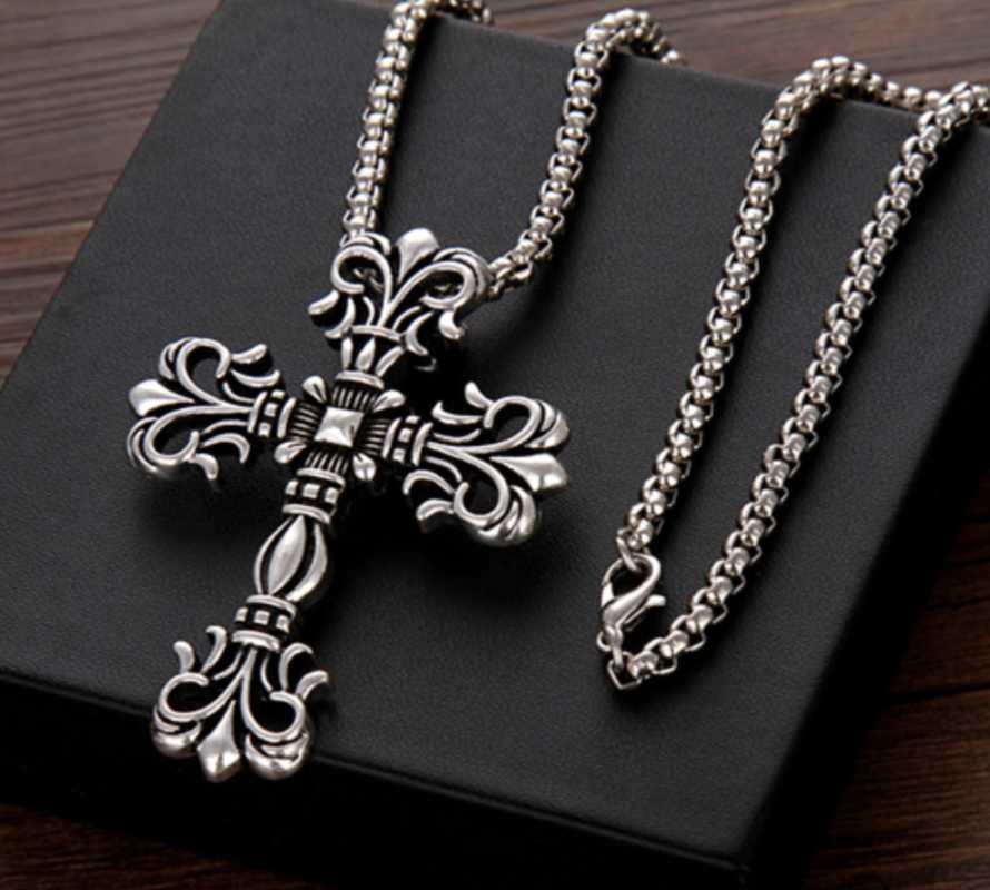 Pendant Necklaces Punk Flame Ornaments, Versatile Fashion Lovers Jewelry, Cross Pendants, Carved Necklaces, For Men And Women
Pendant Necklaces Punk Flame Ornaments, Versatile Fashion Lovers Jewelry, Cross Pendants, Carved Necklaces, For Men And Women