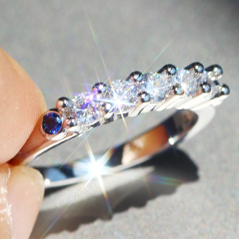Cluster Rings YaYI Jewelry Fashion Princess Cut 4.6CT White Zircon Silver Color Engagement Wedding Lover Party 1153
Cluster Rings YaYI Jewelry Fashion Princess Cut 4.6CT White Zircon Silver Color Engagement Wedding Lover Party 1153