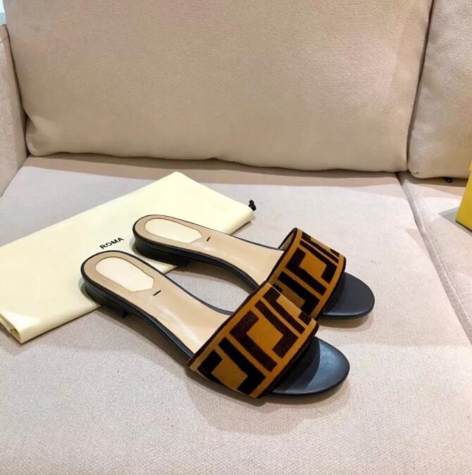 Summer Top quality Brown FF Zucca Velvet Slide Sandals for women slippers flat Slip On shoes flats sandal open toe luxury designers slides slipper factory footwear
Summer Top quality Brown FF Zucca Velvet Slide Sandals for women slippers flat Slip On shoes flats sandal open toe luxury designers slides slipper factory footwear