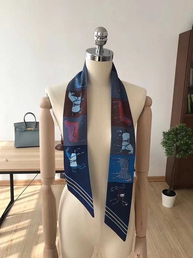 Super Long 125*9cm Luxury Horse Battle Steed Print Riband Bag Scarf Small Ribbon Unique Hair Band Bandeau Multi Choker All Match
Super Long 125*9cm Luxury Horse Battle Steed Print Riband Bag Scarf Small Ribbon Unique Hair Band Bandeau Multi Choker All Match