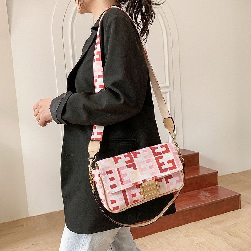 Designer New French stick armpit women's fashion single shoulder diagonal cross hand same rainbow canvas small square bag Handbags Outlet, Multi
Designer New French stick armpit women's fashion single shoulder diagonal cross hand same rainbow canvas small square bag Handbags Outlet, Multi