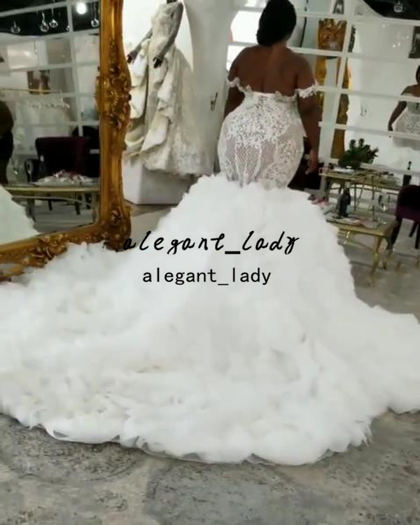 Plus Size Mermaid Africa Wedding Dresses Aso Ebi Off Shoulder Shiny Lace-up Applique Clound Ruffles Cathedral Train Bridal Gowns