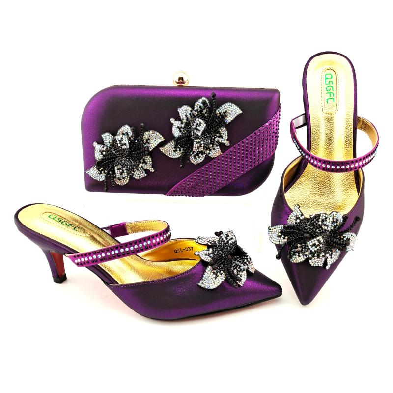 Dress Shoes 2021 Lastest Italian Design Fashion Crystal Style Party Women And Bag Set Decorated With Rhinestone In Purple For, Photo color
Dress Shoes 2021 Lastest Italian Design Fashion Crystal Style Party Women And Bag Set Decorated With Rhinestone In Purple For, Photo color
