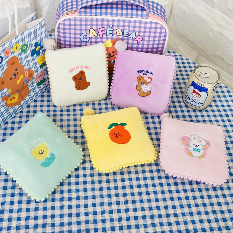 Ugly Orange Sanitary Napkin Bag Japanese Cute Cartoon Storage Embroidery Aunt Towel Makeup Bags Cosmetic & Cases
Ugly Orange Sanitary Napkin Bag Japanese Cute Cartoon Storage Embroidery Aunt Towel Makeup Bags Cosmetic & Cases
