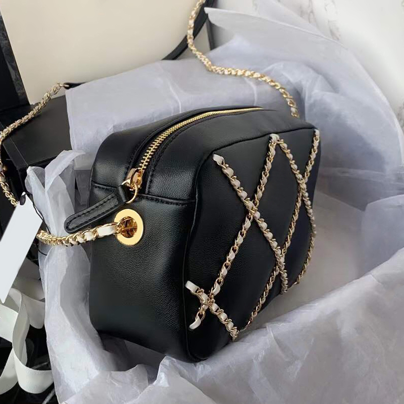 2021 series style handmade chain system as2383 the young lambs skin with a colorful chain colorful and colorful bags fashion bags
2021 series style handmade chain system as2383 the young lambs skin with a colorful chain colorful and colorful bags fashion bags