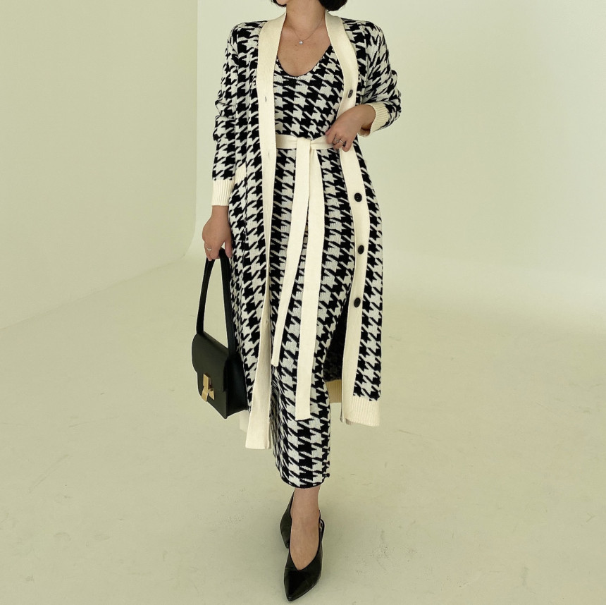 Autumn Winter Two Piece Set Women Chic Houndstooth Knitted Cardigans V-Veck Single-breasted Long Coat + Lace-up Vest Dresses 210519