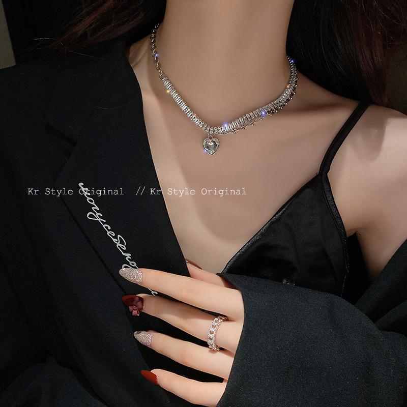 Chains Two Pull Style Necklaces Cold Wind Clavicle Chain Korean Temperament Net Red Neck Short Female Minority Pendant, Silver
Chains Two Pull Style Necklaces Cold Wind Clavicle Chain Korean Temperament Net Red Neck Short Female Minority Pendant, Silver