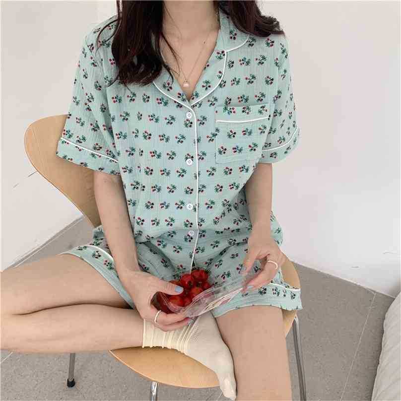 Women Cotton Pajamas Short Floral Two Piece Suits Stylish Soft Sleepwear Female Femme Home Chic Loose Sets 210525, White
Women Cotton Pajamas Short Floral Two Piece Suits Stylish Soft Sleepwear Female Femme Home Chic Loose Sets 210525, White
