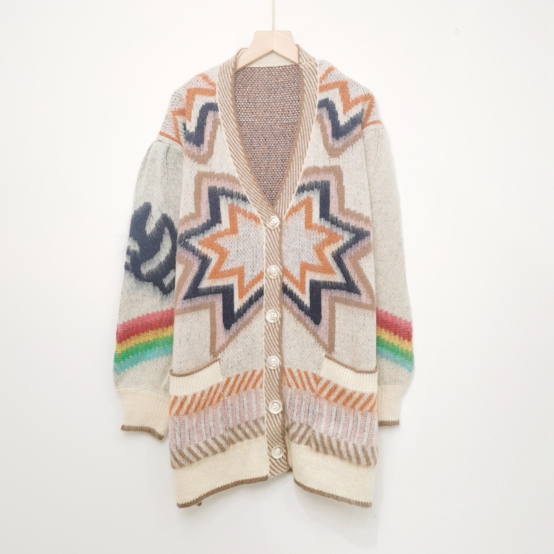 118 2021 Milan Style Autumn Brand Same Style Sweater Striped Cardigan Print V Neck Regular Long Sleeve Women Clothes jingniu, Customize
118 2021 Milan Style Autumn Brand Same Style Sweater Striped Cardigan Print V Neck Regular Long Sleeve Women Clothes jingniu, Customize