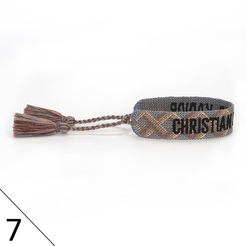 Jewelry Luxury Fashion Designer Bracelet Adjustable Woven Friendship for Women Men 2021 Vintage Braided s Embroidery Tassel Wholesale {category}BFU2 18 7 WXAB
Jewelry Luxury Fashion Designer Bracelet Adjustable Woven Friendship for Women Men 2021 Vintage Braided s Embroidery Tassel Wholesale {category}BFU2 18 7 WXAB