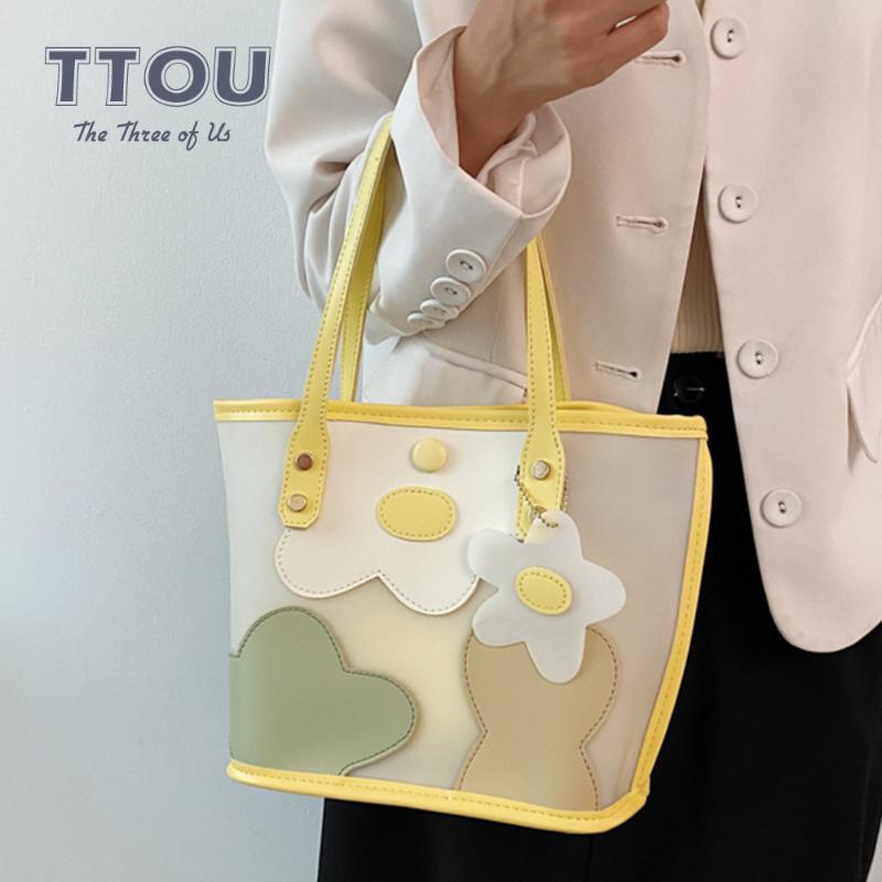 Evening Bags Temperament Armpit Shoulder For Women Color Matching Flower Transparent Jelly Handbags Summer Portable Ladies Totes, White
Evening Bags Temperament Armpit Shoulder For Women Color Matching Flower Transparent Jelly Handbags Summer Portable Ladies Totes, White