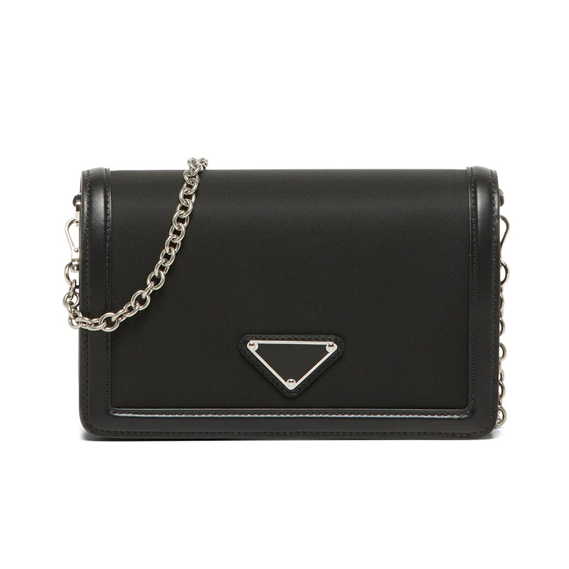 Fashion Brand Women Chain Handbag Wallet Luxurys Designers Mini Purse 18*12cm BAGS1874, Red;black
Fashion Brand Women Chain Handbag Wallet Luxurys Designers Mini Purse 18*12cm BAGS1874, Red;black