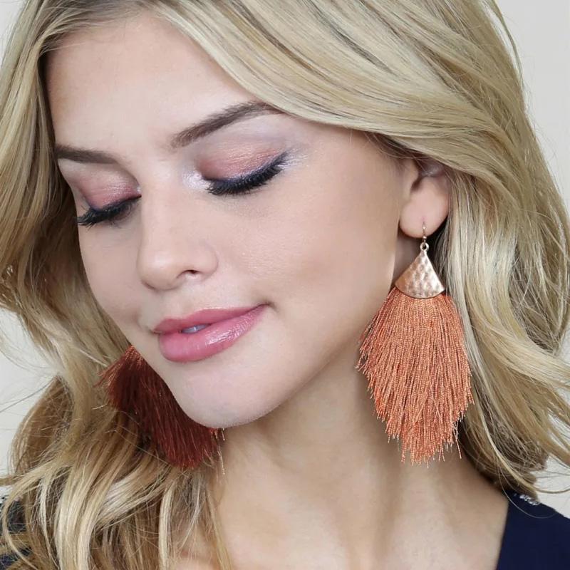 Dangle & Chandelier Fashion Trendy Chic Long Silk Tassel Statement Drop Earrings For Women Bohemia Style 2021, Silver
Dangle & Chandelier Fashion Trendy Chic Long Silk Tassel Statement Drop Earrings For Women Bohemia Style 2021, Silver