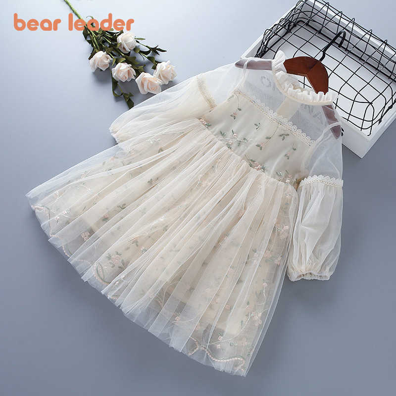 Bear Leader Kids Girls Party Costumes Fashion Baby Girl Mesh Lace Dress Wedding Embriodery Floral Princess Vestidos For 3-7Y 210708, Ah5772beige
Bear Leader Kids Girls Party Costumes Fashion Baby Girl Mesh Lace Dress Wedding Embriodery Floral Princess Vestidos For 3-7Y 210708, Ah5772beige