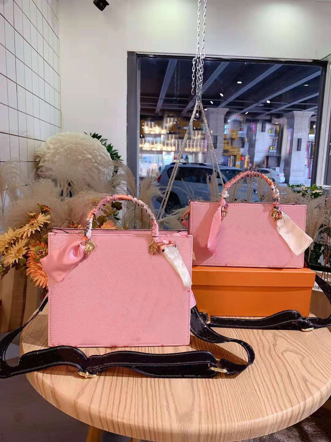 Female Shopping Bag Printing White Leather Tote Handbag Shoulder Inclined with High Quality Girls Fashion Bags Ladies Purses Handbags Women, Pink
Female Shopping Bag Printing White Leather Tote Handbag Shoulder Inclined with High Quality Girls Fashion Bags Ladies Purses Handbags Women, Pink