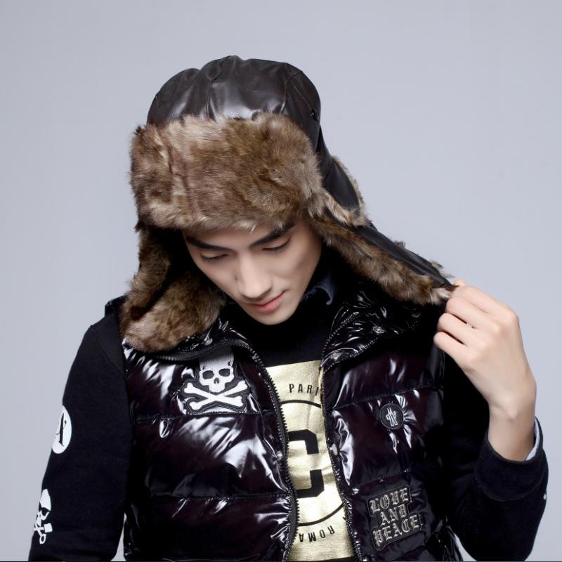 Berets Winter Thicken Men Earflap Hat Cap Black Brown PU Leather Dad Faux Fur Russian Avitor Male Bomber
Berets Winter Thicken Men Earflap Hat Cap Black Brown PU Leather Dad Faux Fur Russian Avitor Male Bomber