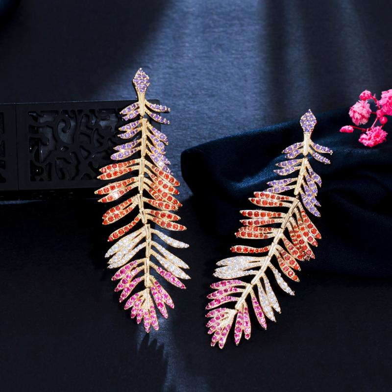 Dangle & Chandelier ThreeGraces Elegant Multicolor Cubic Zirconia Crystal Leaf Shape Long Drop Earrings For Women Fashion Party Jewelry ER66, Silver
Dangle & Chandelier ThreeGraces Elegant Multicolor Cubic Zirconia Crystal Leaf Shape Long Drop Earrings For Women Fashion Party Jewelry ER66, Silver
