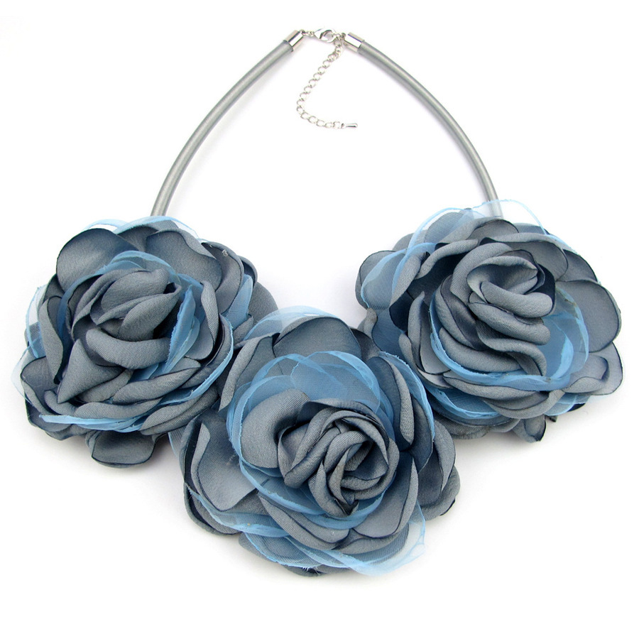 New Accessories Sweater Chain Exaggerated Handmade Cloth Flower Necklace Item LILM514
New Accessories Sweater Chain Exaggerated Handmade Cloth Flower Necklace Item LILM514