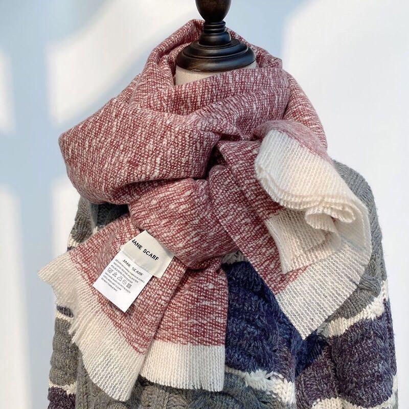 Scarves Ins Weaving Healing Series Gentle Scarf Korean Women Shawl Autumn Winter All Match Patchwork Color Warm Double-side Wear
Scarves Ins Weaving Healing Series Gentle Scarf Korean Women Shawl Autumn Winter All Match Patchwork Color Warm Double-side Wear