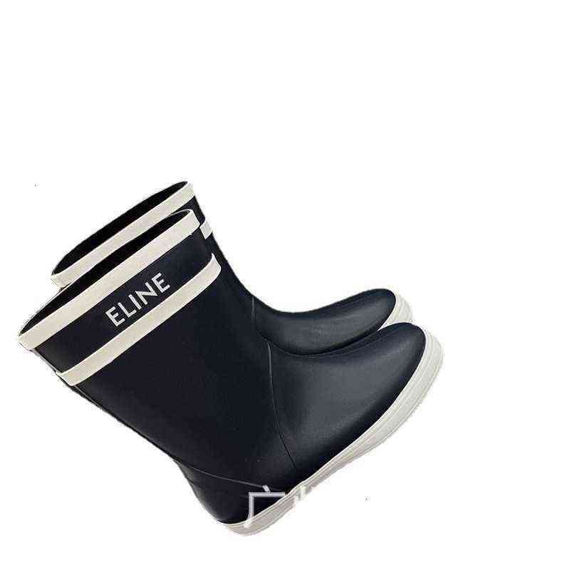 2021 Autumn and Winter Single Boots Children's Black Rain Waterproof Shoes Flat Bottomed Middle Tube Martin Fashion Short
2021 Autumn and Winter Single Boots Children's Black Rain Waterproof Shoes Flat Bottomed Middle Tube Martin Fashion Short