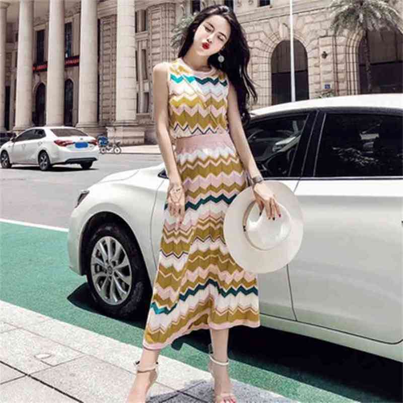 HIGH QUALITY spring Women Irregular Striped Knitted Sweater Pullovers Skirts 2 Pieces Sets fashion Casual Cloth Suits 210603, Picture color
HIGH QUALITY spring Women Irregular Striped Knitted Sweater Pullovers Skirts 2 Pieces Sets fashion Casual Cloth Suits 210603, Picture color