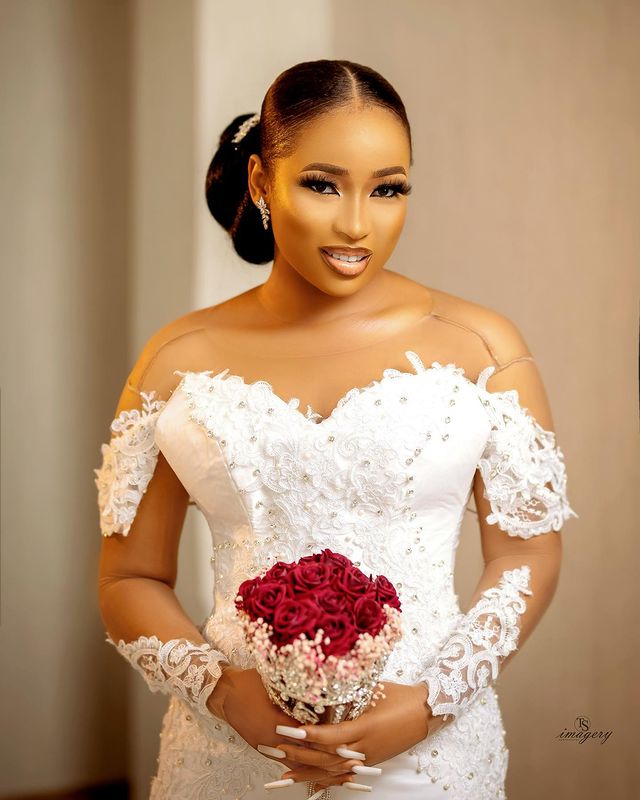 2021 Plus Size Arabic Aso Ebi Mermaid Lace Beaded Wedding Dress Sheer Neck Long Sleeves Satin Sexy Vintage Bridal Dresses Gowns ZJ223