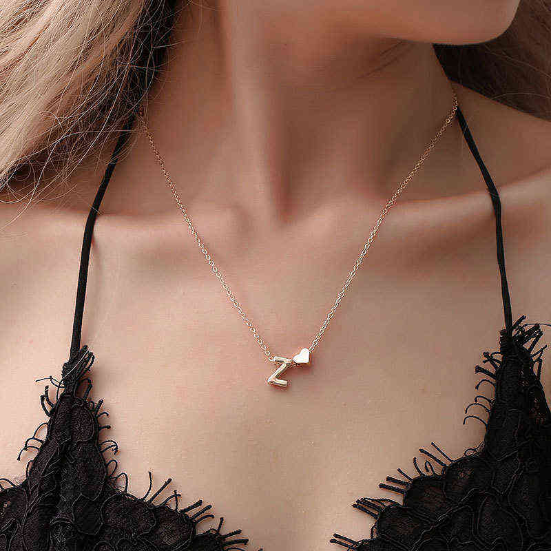 Fashion Tiny Heart Dainty Initial Necklace Gold Silver Color Letter Name Choker Necklace For Women Pendant Jewelry Gift Y220218