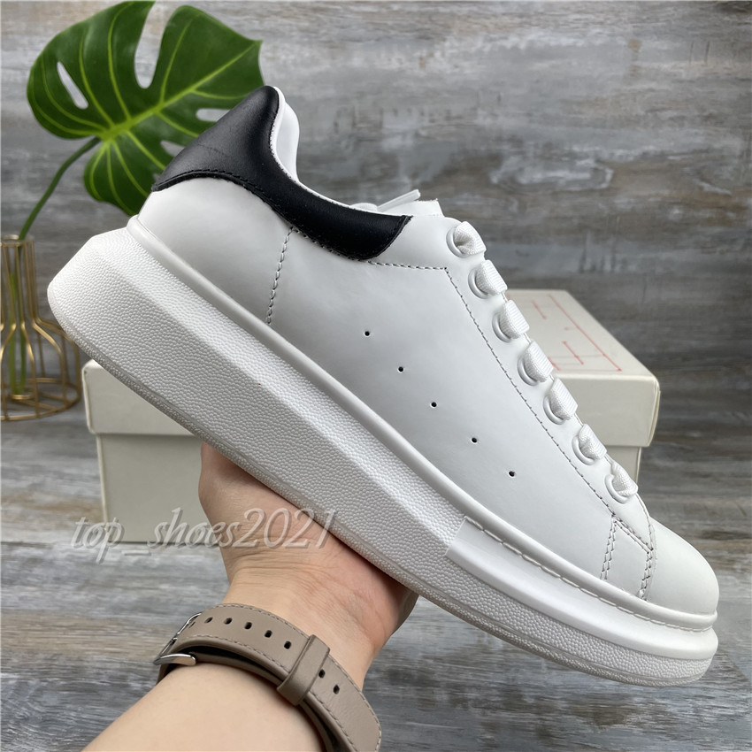 Black Leather Casual Shoes Womens Mens Trainers Oversized Espadrilles Thick sole Sneaker Flat Chaussures De Sport Suede Scarpe Tennis With Box Dust Bag, Black glitter
Black Leather Casual Shoes Womens Mens Trainers Oversized Espadrilles Thick sole Sneaker Flat Chaussures De Sport Suede Scarpe Tennis With Box Dust Bag, Black glitter
