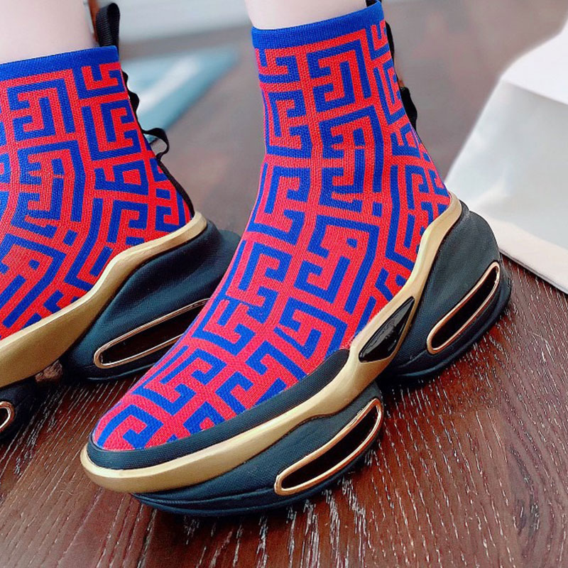 Female designer autumn casual socks shoes thickening heightening sole design metal embellishment women Paris fashion models 35-41 size top quality with box, Shipping supplement
Female designer autumn casual socks shoes thickening heightening sole design metal embellishment women Paris fashion models 35-41 size top quality with box, Shipping supplement