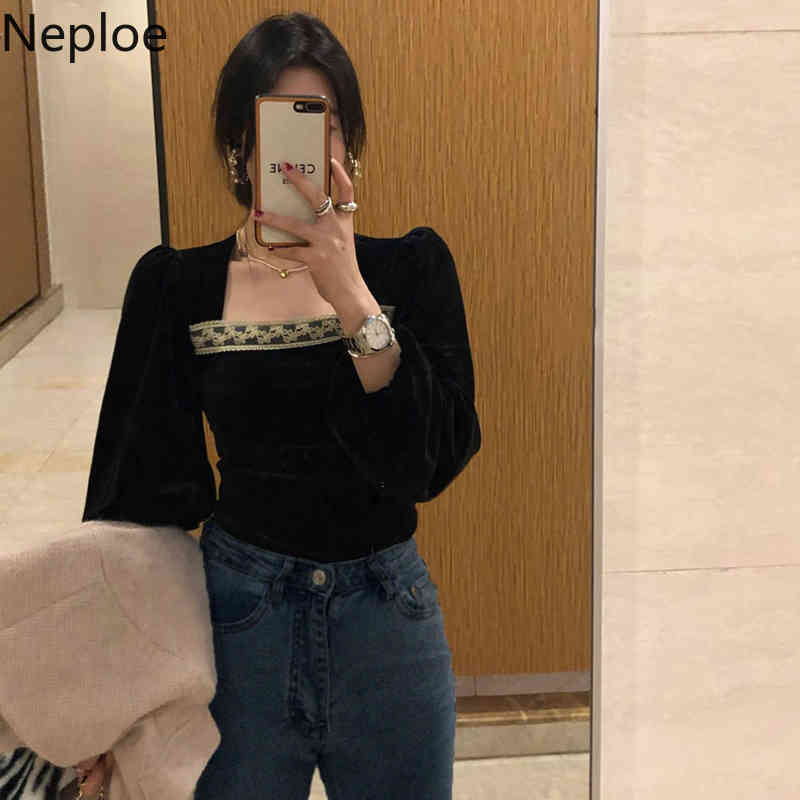 Neploe Black Velvet Women Blouses Lace Patchwork Square Collar Lantern Sleeve Shirts Korean Vintage Elegant Blouse Tops Female 210422
