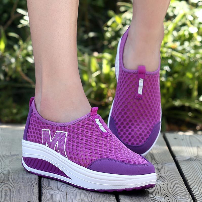 Casual shoes woman sneakers 2021 mesh wedge with Increased base solid round toe large size PU running shoes woman sports shoes
Casual shoes woman sneakers 2021 mesh wedge with Increased base solid round toe large size PU running shoes woman sports shoes