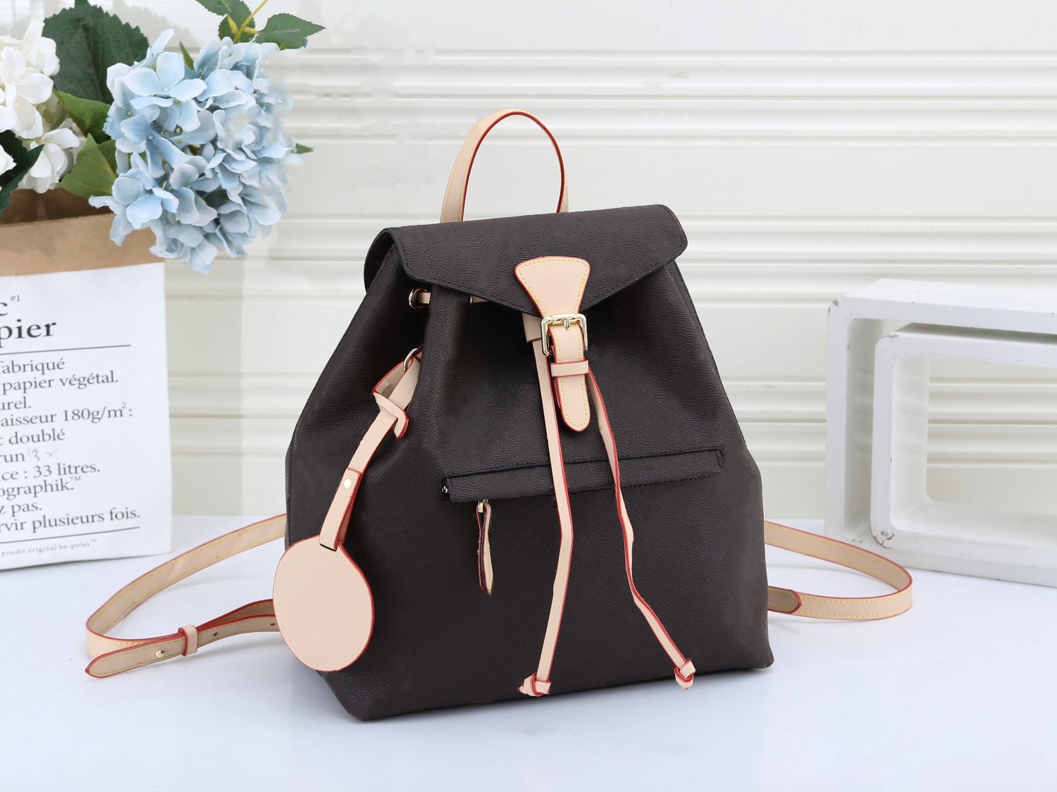Montsouris Backpack Designers Women Fashion Schoolbag Men Satchel Leather Shoulders Bag Lady Mobile Phone Purse 30*27*14cm
Montsouris Backpack Designers Women Fashion Schoolbag Men Satchel Leather Shoulders Bag Lady Mobile Phone Purse 30*27*14cm