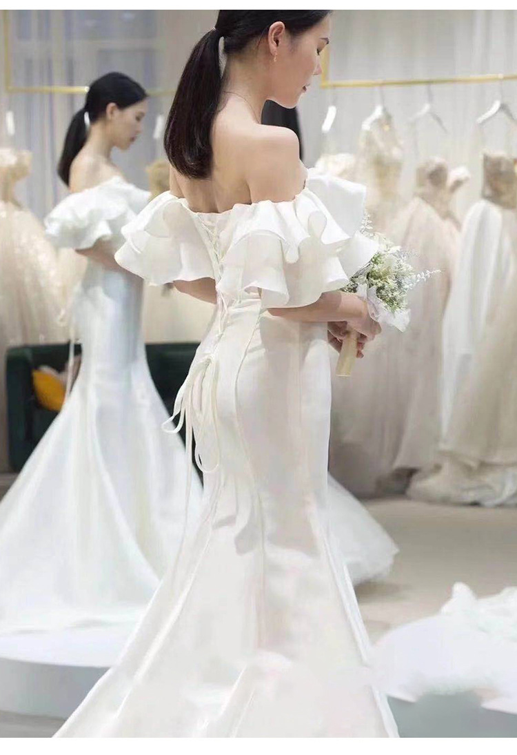 Simple Satin Mermaid Wedding Dresses For Bride Off The Shoulder Ruffles Women Dress Short Sleeves Back Lace-Up Plus Size Bridal Gowns 2022
