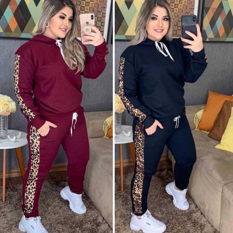 Women' Two Piece Pants 2021 Tracksuit Suits Slim Fit Leisure Long Sleeve Hooded Sweatshirt And Sweatpants Sports Two-piece Set
Women' Two Piece Pants 2021 Tracksuit Suits Slim Fit Leisure Long Sleeve Hooded Sweatshirt And Sweatpants Sports Two-piece Set