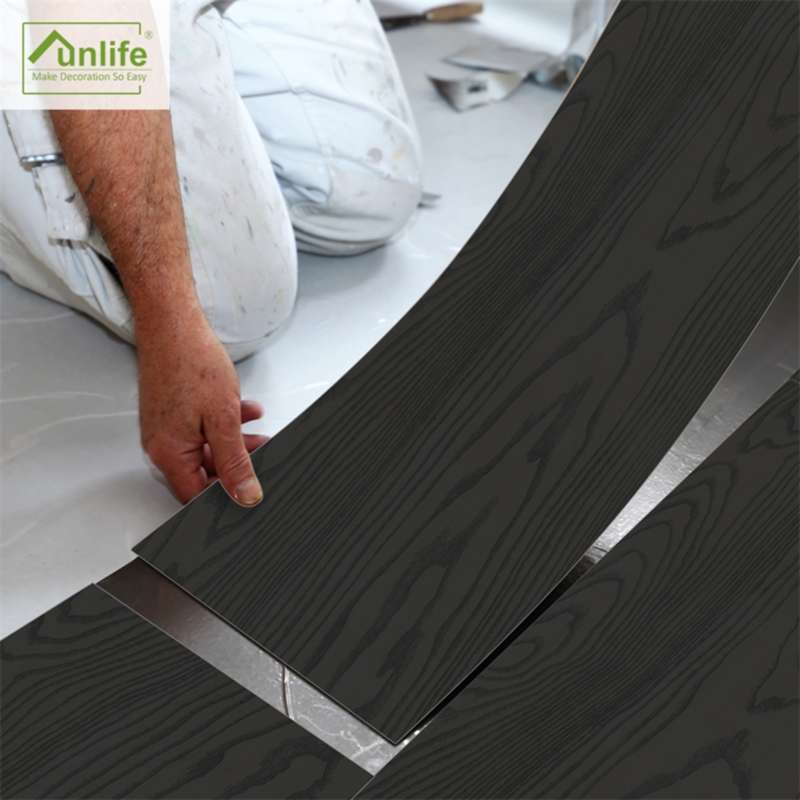 Funlife 20x300cm Japanese Black Wood Floor Sticker adhesive Waterproof Wall Sticker for Bathroom Kitchen Wall Home Decor 210929