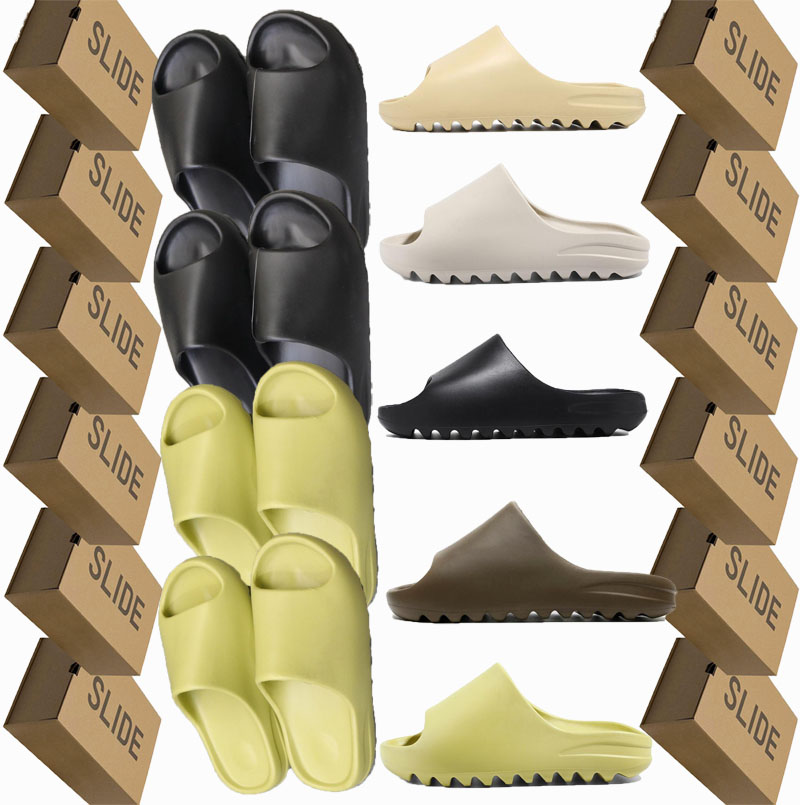 2021 Kanye Slide shoes Fashion slipper desert sand resin earth brown Summer Platform Sandale Triple Black Bone White men slippers with box 35--47