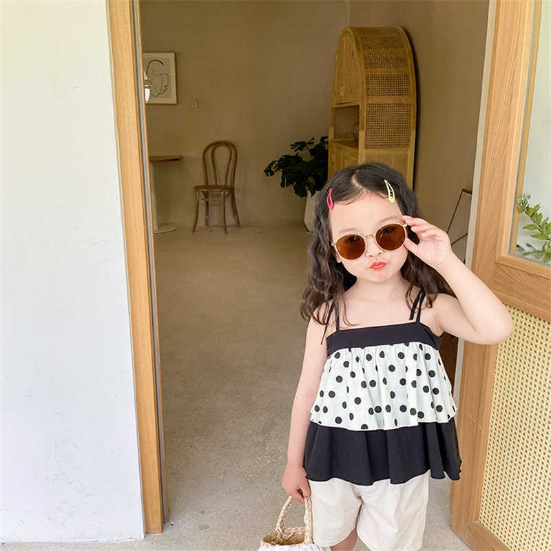 Summer Baby Girls Patchwork Dot Sleeveless T shirts Korean style Kids Loose Casual Suspender Tees Tops 210615
Summer Baby Girls Patchwork Dot Sleeveless T shirts Korean style Kids Loose Casual Suspender Tees Tops 210615