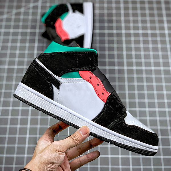 South Beach Jumpman 1 Men Women Mid Basketball Shoes 1s High Quality Designer shoes Athletic Sports Sneakers Mens Trainers
South Beach Jumpman 1 Men Women Mid Basketball Shoes 1s High Quality Designer shoes Athletic Sports Sneakers Mens Trainers