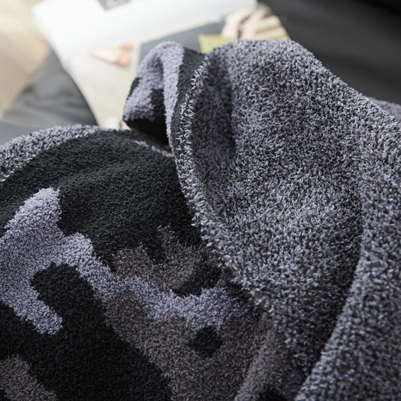130x160cm Camouflage Knitted Throw Blanket Cozy Microfiber Delicate Crochet Wearable Fluffy Office Sofa Bed Fleece Plaid Blankets