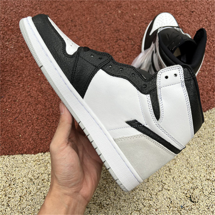 Men High OG 1 Stage Haze Basketball Shoes Mens White Black Grey Fog Bleached Coral Jumpman I Designer Sports Sneakers Size US5.5-12 With Shoebox
Men High OG 1 Stage Haze Basketball Shoes Mens White Black Grey Fog Bleached Coral Jumpman I Designer Sports Sneakers Size US5.5-12 With Shoebox