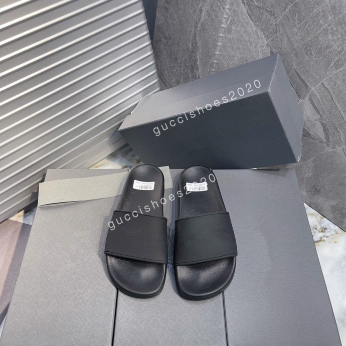 2022 Fashion Sandals Genuine Leather Women Slippers Summer luxury Flat Slides Ladies Beach Sandal Party Wedding Oran Slipper size35-45, 05
2022 Fashion Sandals Genuine Leather Women Slippers Summer luxury Flat Slides Ladies Beach Sandal Party Wedding Oran Slipper size35-45, 05