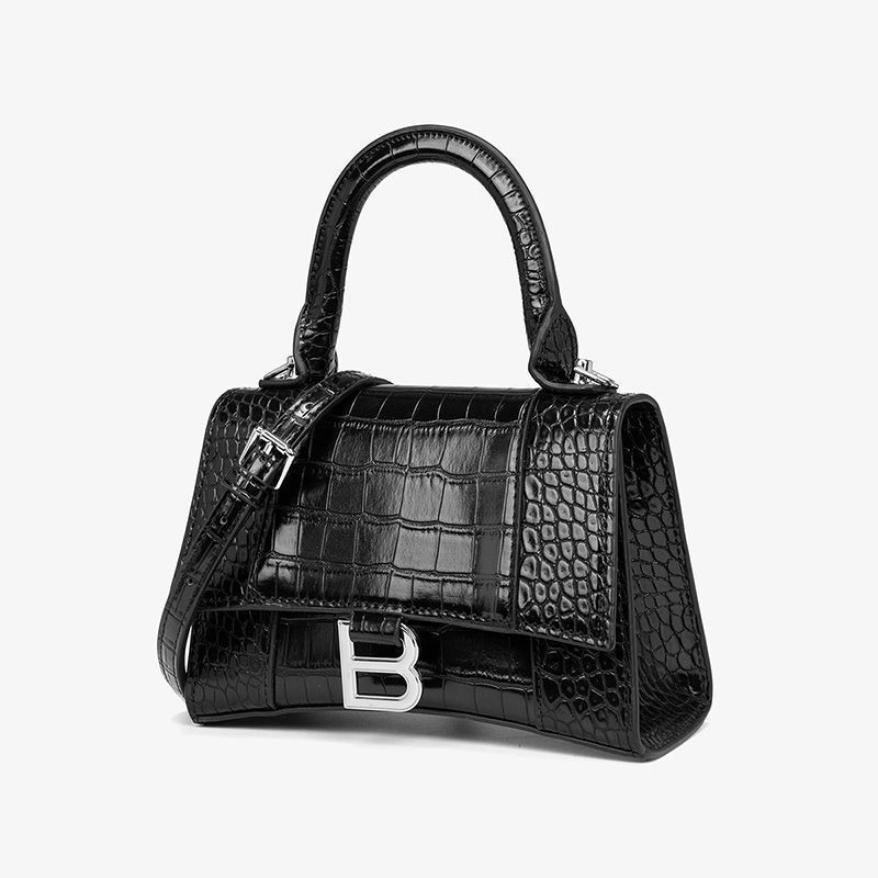 Factory Direct Sale 75% OFF Crocodile small hourglass women's 2021 new portable net red with versatile One Shoulder Messenger bags, Crocodile white (small)
Factory Direct Sale 75% OFF Crocodile small hourglass women's 2021 new portable net red with versatile One Shoulder Messenger bags, Crocodile white (small)